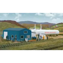 Walthers HO Central Gas and Supply # 933-3011