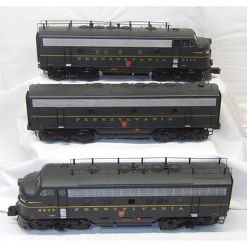 Lionel O Scale PRR F-7 #9642A (powered), 9643B (powered), 9643A - (nonpowered)