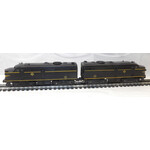 Lionel Post War O gauge Erie #2032 Alco FA-A Diesel engine w/ non powered dummy