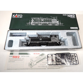 Kato HO Santa Fe #2405 EMD NW2 Phase 1 Diesel Loco # 37-1008 (E)