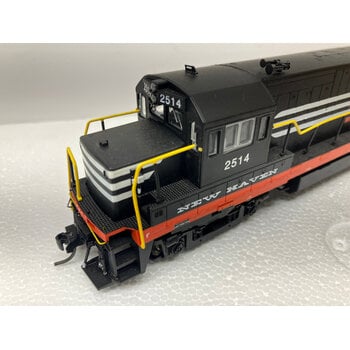 Stewart HO Scale New haven U25B DCC & Sounds ESU Diesel loco # 2514 ( No Box ) Missing Hand rail.