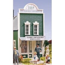 Piko G scale Family Dentistry Building Kit # 62217