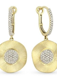 E1066Y hammered gold earrings