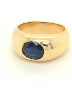 14kt yellow gold oval sapphire bezel ring