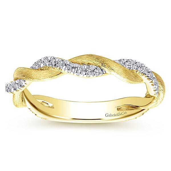 LR50886 yellow gold twisted band