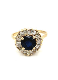 1.50 carat sapphire and 1 carat baguette diamonds estate ring