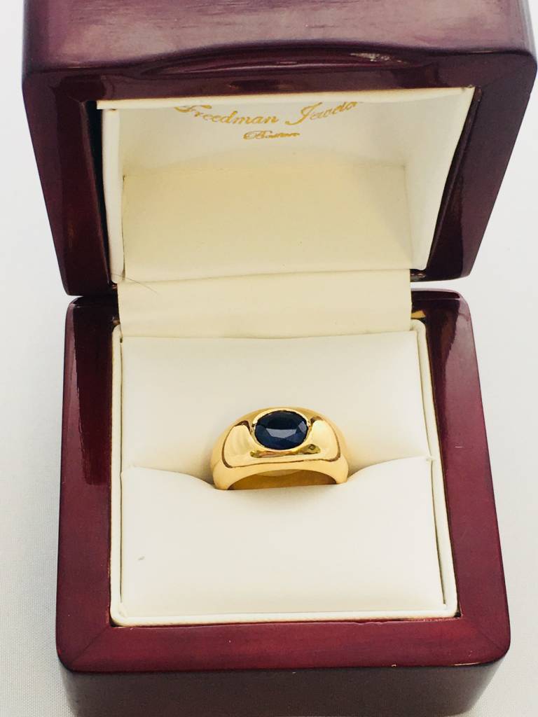 Freedman 14kt yellow gold oval sapphire bezel ring