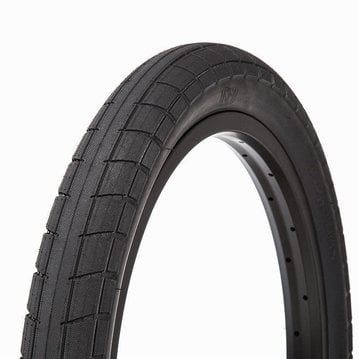 BSD Donnasqueek Tire