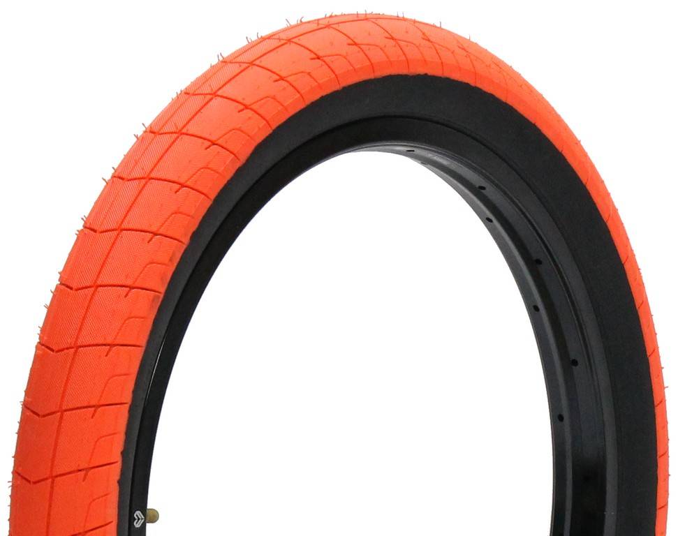Eclat Fireball Tire