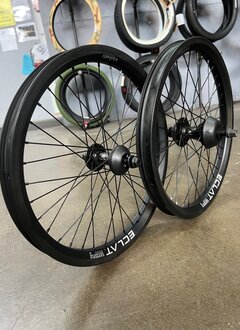Eclat Eclat Carbonic/Seismic Wheel Set (RHD)