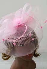 Mesh W Feather Fascinator