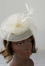 RND Mesh w Feather Fascinator