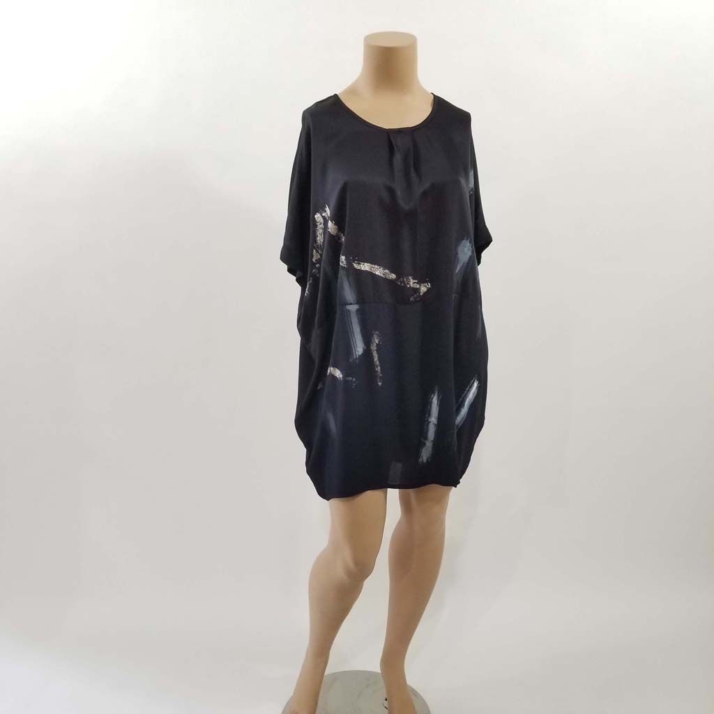 Short Sleeve Long Poncho w Painting Design