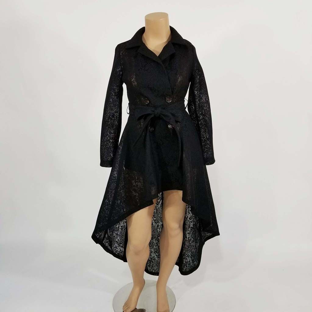 Lace Dress w Puffy Long Sleeve