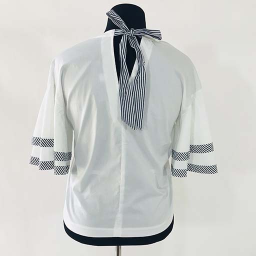 Top W Big Sleeve and Striped Desing