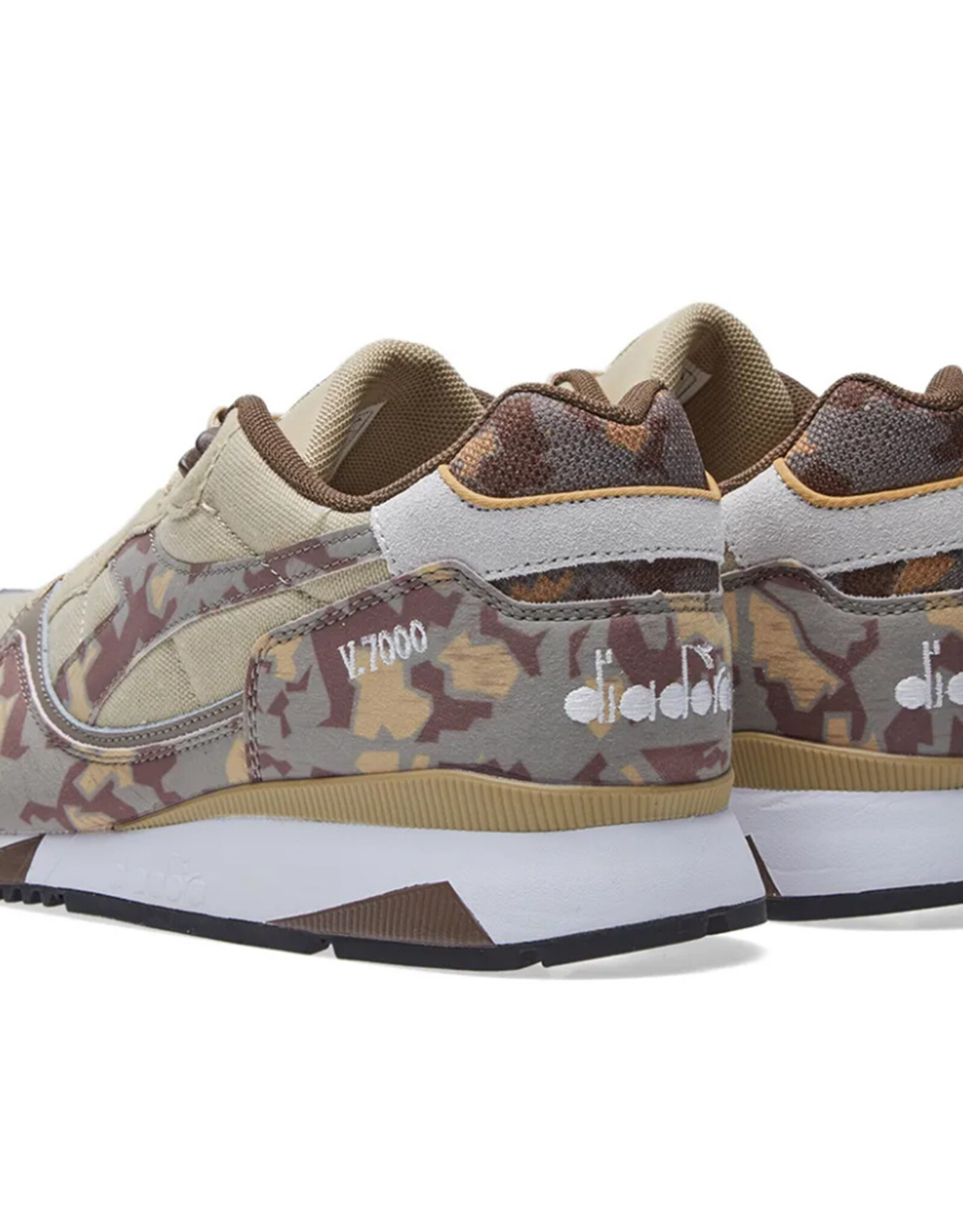 DIADORA V7000 Camo