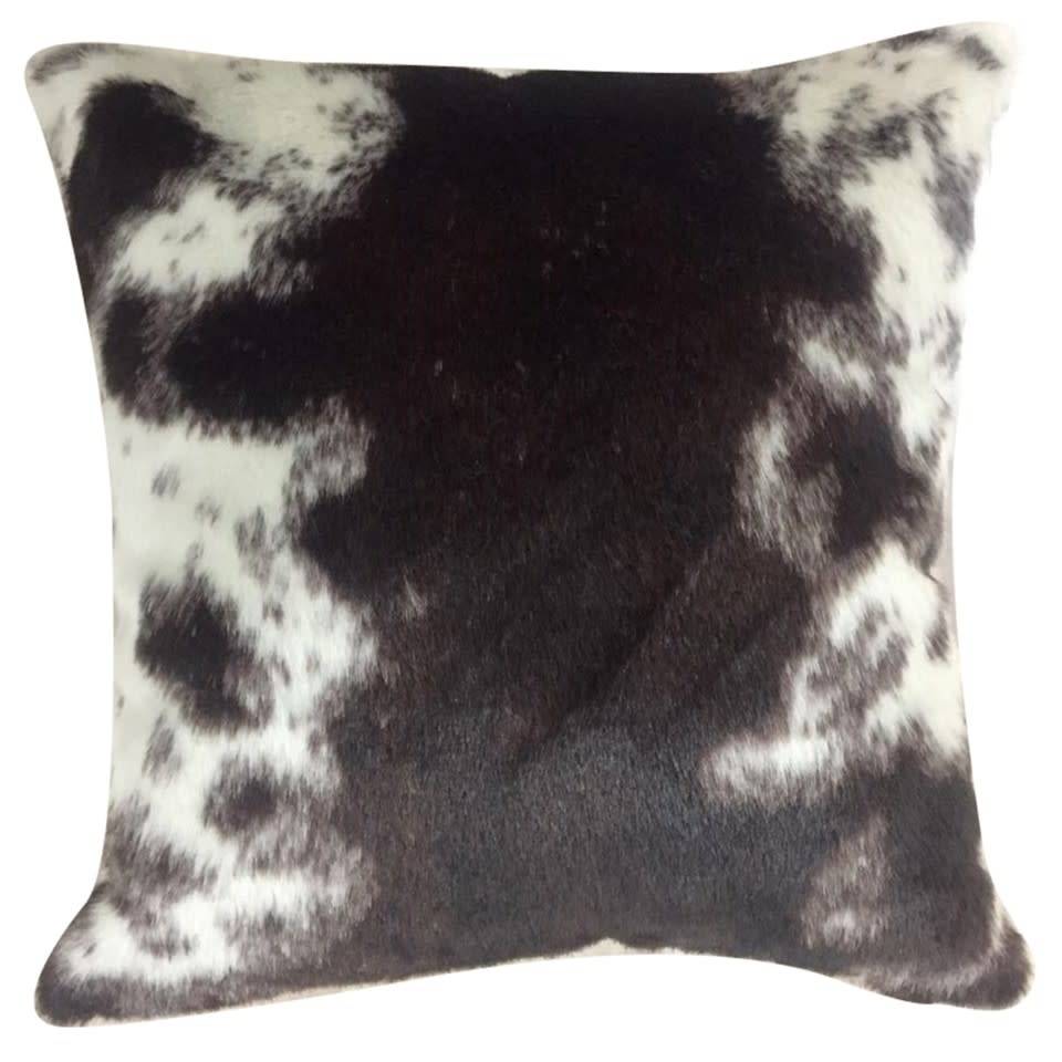 May Hide Pillow Beckman S