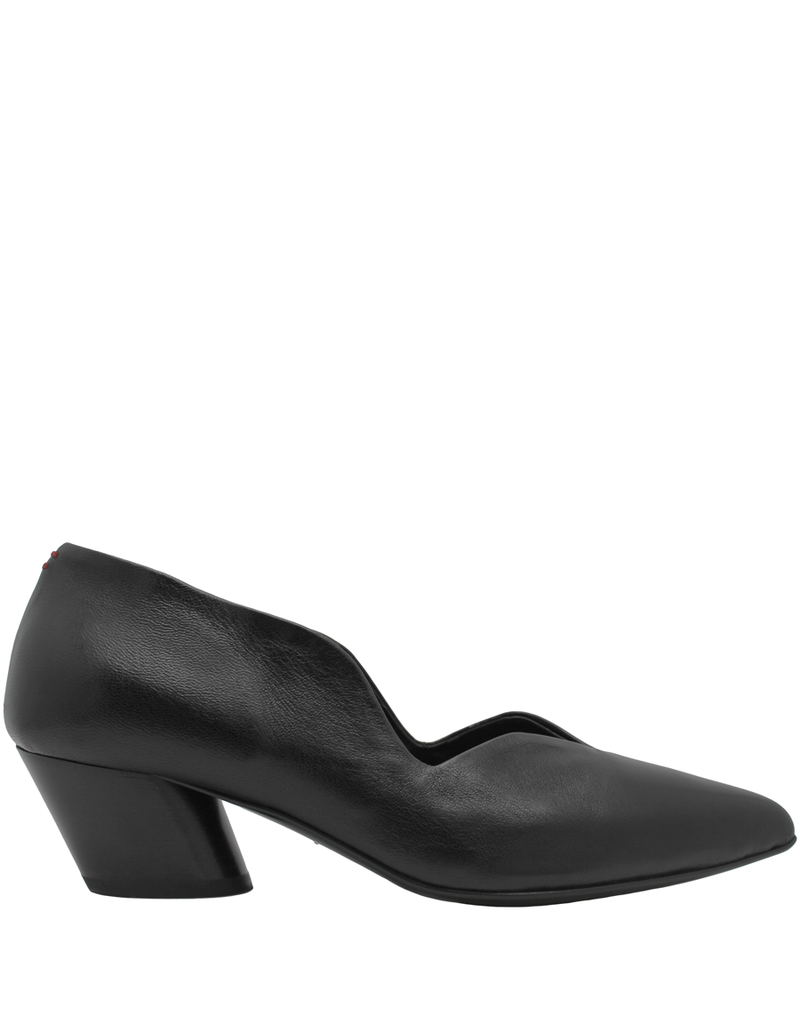 black little heel shoes