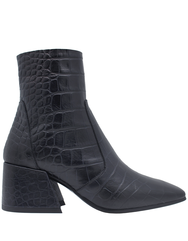 elena iachi ankle boots