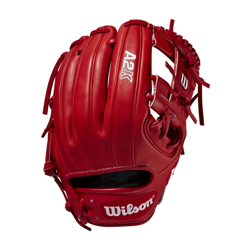 Wilson December 2016 Glove of the Month 11.75 Dansby Swanson Model - Bases  Loaded