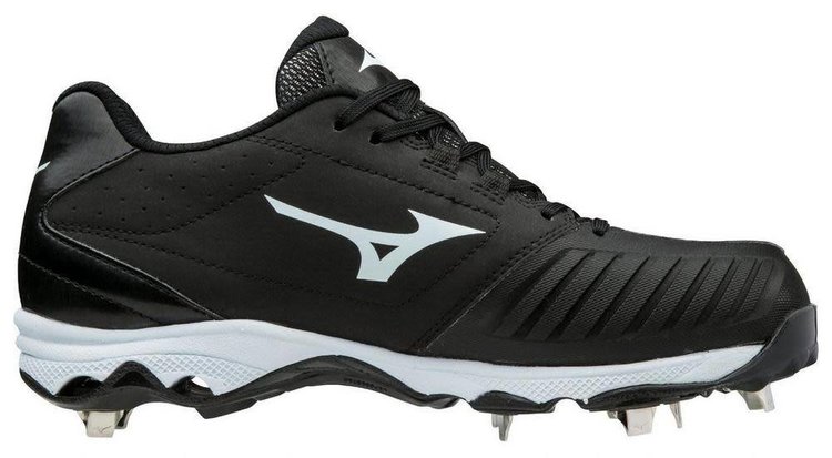 mizuno 9 spike swift 4