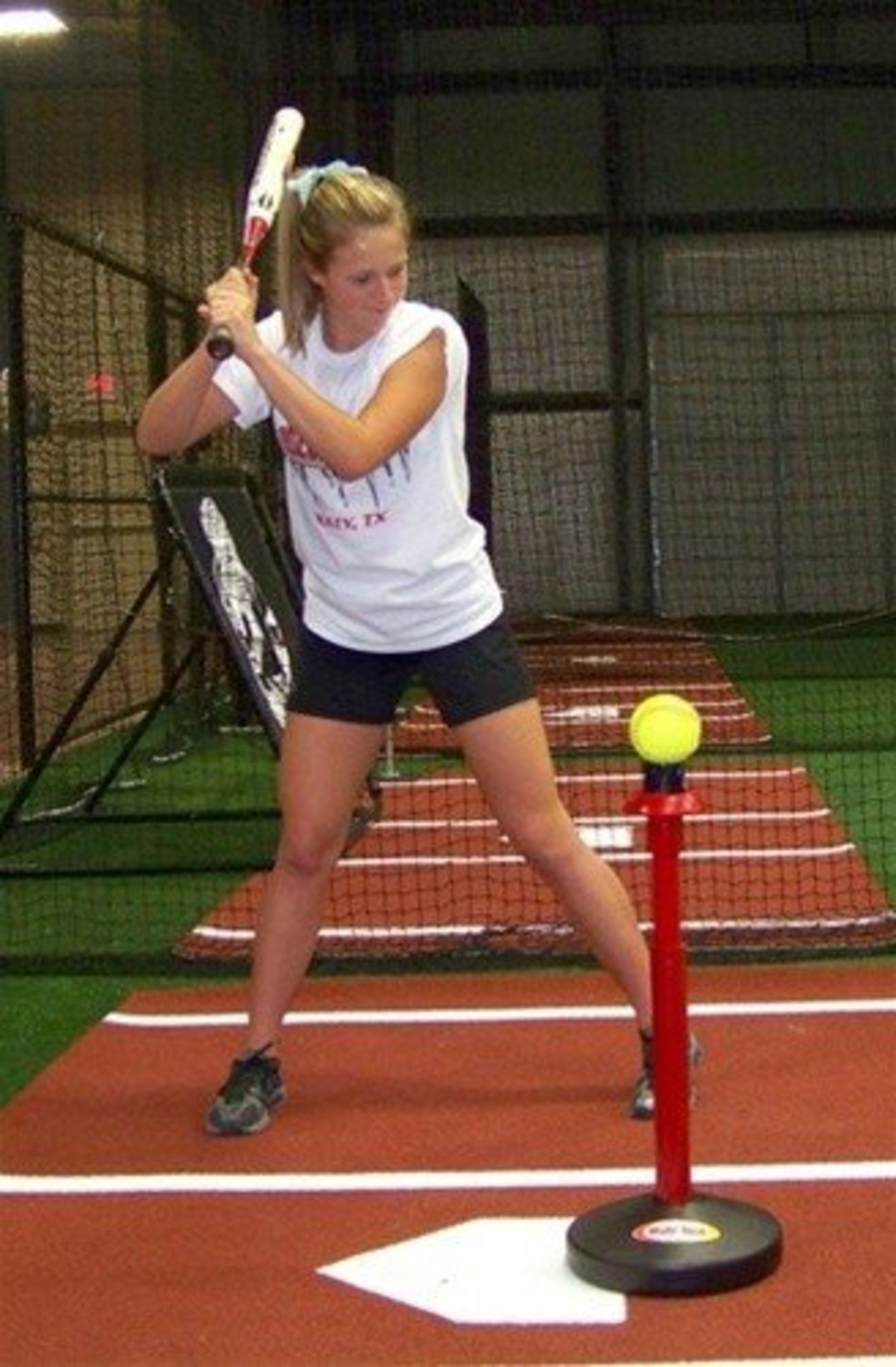 Softballs By Muhl Sports Batting Tee Accommodates Baseballs or Poly-balls 