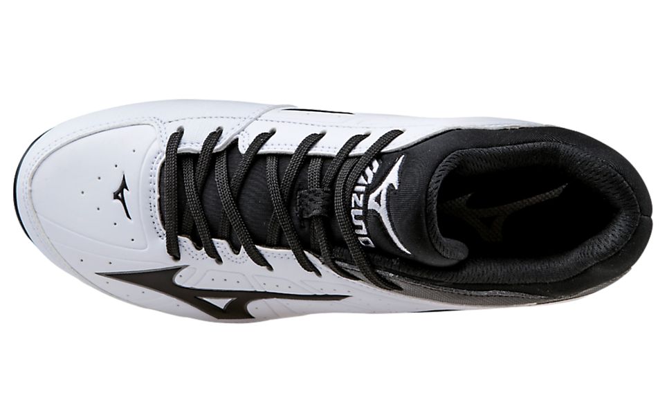 mizuno 9 spike swift 4