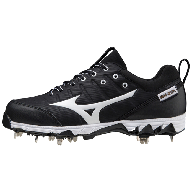 Mizuno 9-Spike Swift 7 Low Metal Softball Cleats - 320638