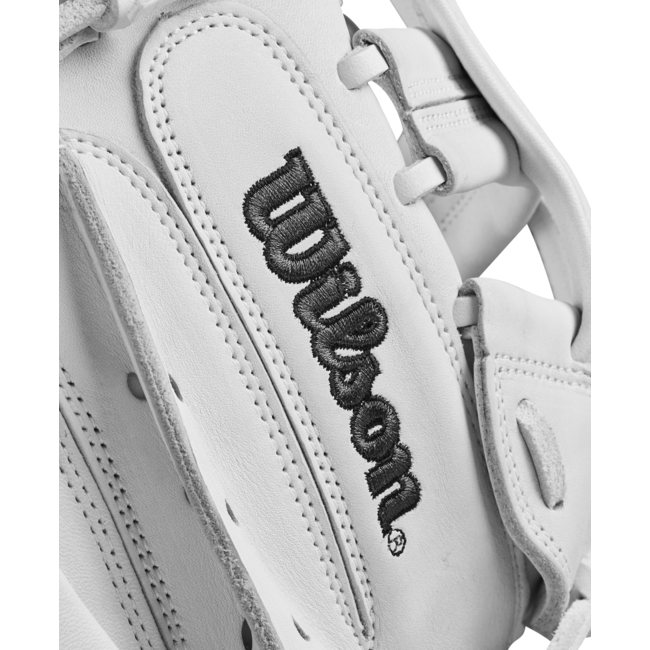 Wilson A1000 CM33 33" Infield Fastpitch Glove - WBW102085