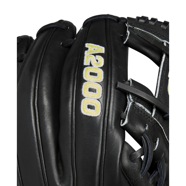 Wilson A2000 Classic Series 11.5" Infield Baseball Glove - WBW102071115