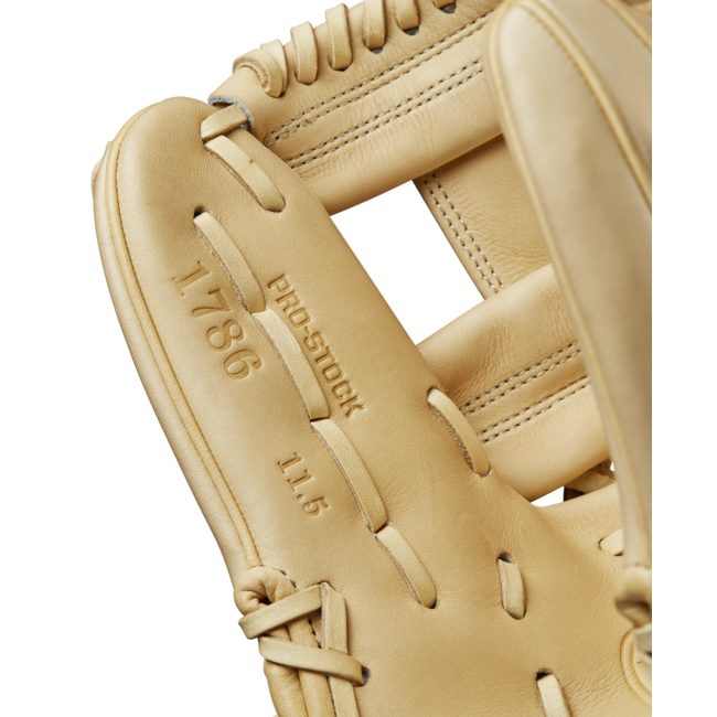 Wilson A2000 Classic Series 11.5" Infield Baseball Glove - WBW102072115
