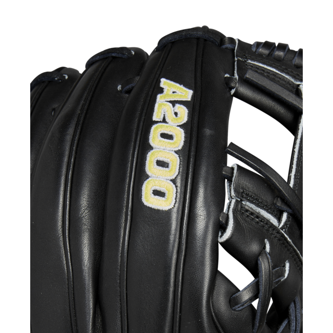 Wilson A2000 Classic Series 11.75" Infield Baseball Glove - WBW102074115