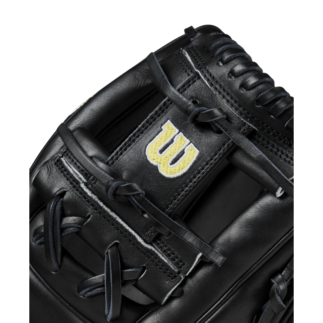 Wilson A2000 Classic Series 11.75" Infield Baseball Glove - WBW102074115