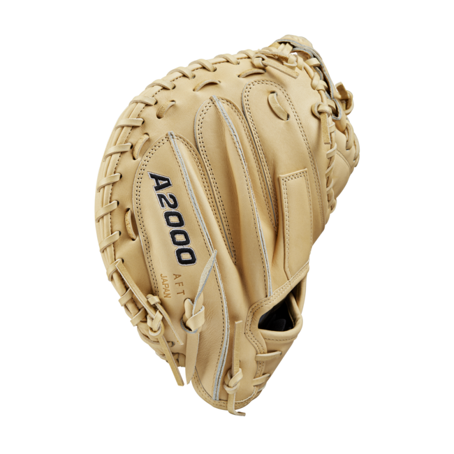 Wilson A2000 Classic Series 33.5" Baseball Catcher's Mitt - WBW102093335