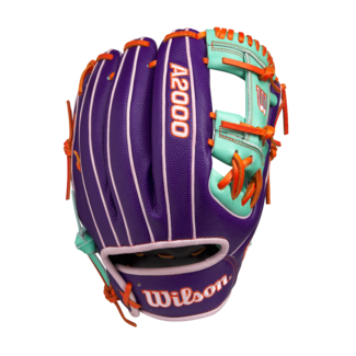 Wilson Wilson A2000 1975SS April GOTM 11.75" Infield Baseball Glove