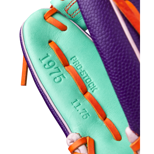 Wilson A2000 1975SS April GOTM 11.75" Infield Baseball Glove - WBW1034801175