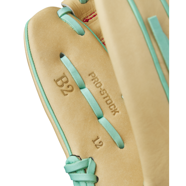 Wilson Fall Series A2000 B2 12" Infield/Outfield Baseball Glove - WBW103498