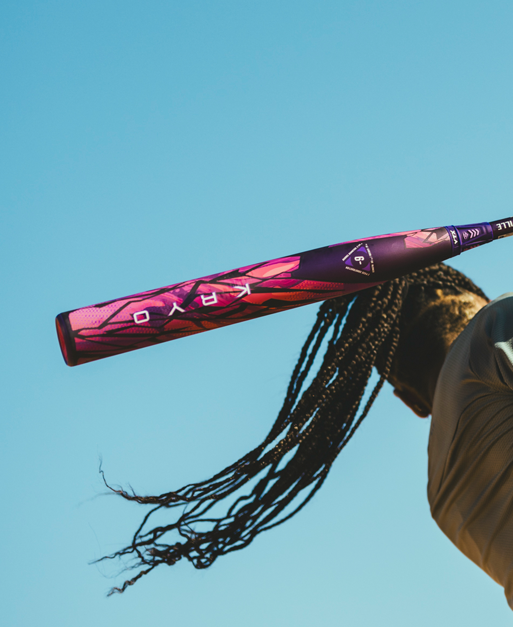 How to Choose a Fastpitch Bat | Louisville