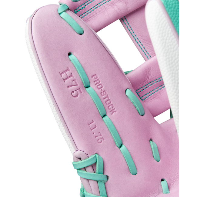 Wilson Fall Series A2000 FP1175 11.75" Infield Fastpitch Glove - WBW1034851175