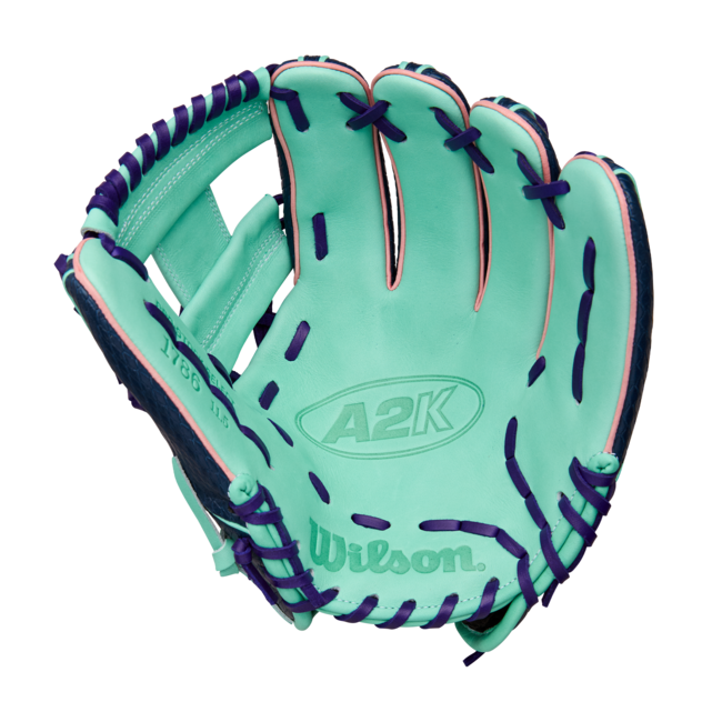 Wilson A2000 Winter Series 1786SS 11.5” Infield Baseball Glove - WBW103470115