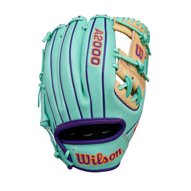 Wilson A2000 Winter Series SC1786 11.5” Infield Baseball Glove - WBW103937115