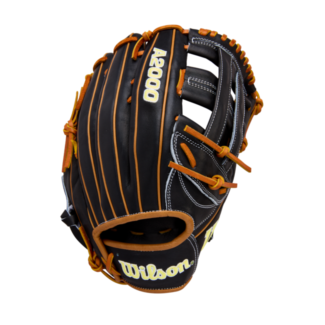 Wilson A2000 1750 Classic Series 12.5" Outfield Baseball Glove - WBW10412