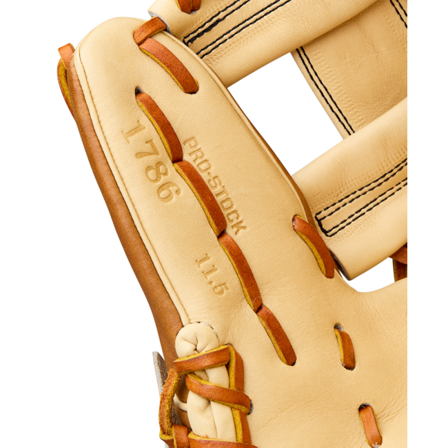 Wilson A2000 1786 Classic Series 11.5" Infield Baseball Glove - WBW104109115