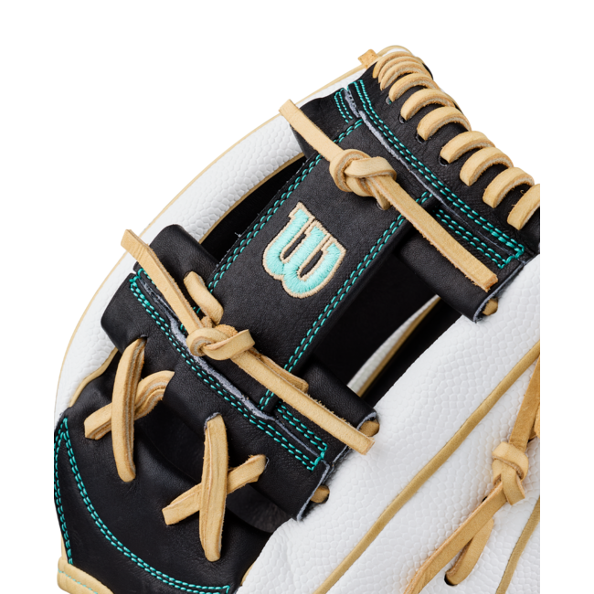 Wilson A2000 H12 12" Infield Fastpitch Glove - WBG06701RT12