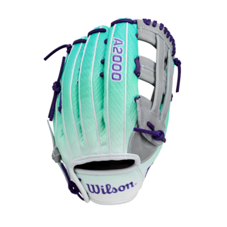 Wilson Wilson A2000 12.25" Outfield Fastpitch Glove - WBG00105