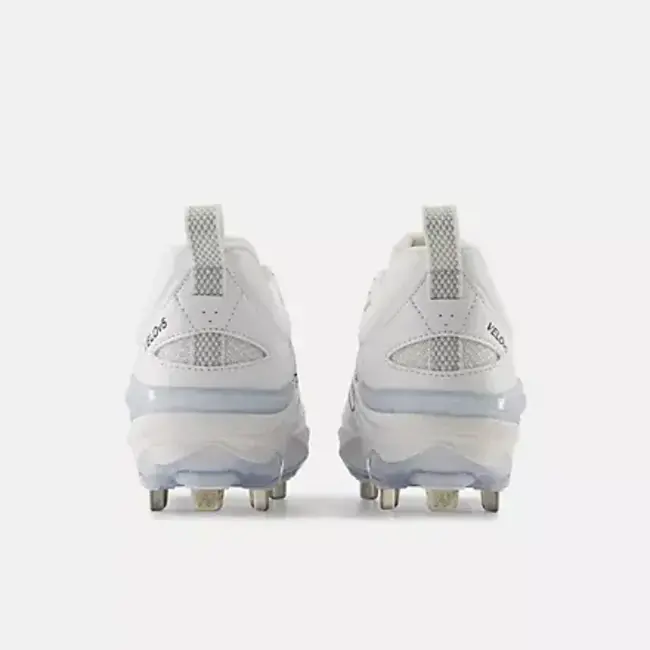 New Balance Women's Fresh Foam X VELO v5 Metal Fastpitch Softball Cleat - WVELO383