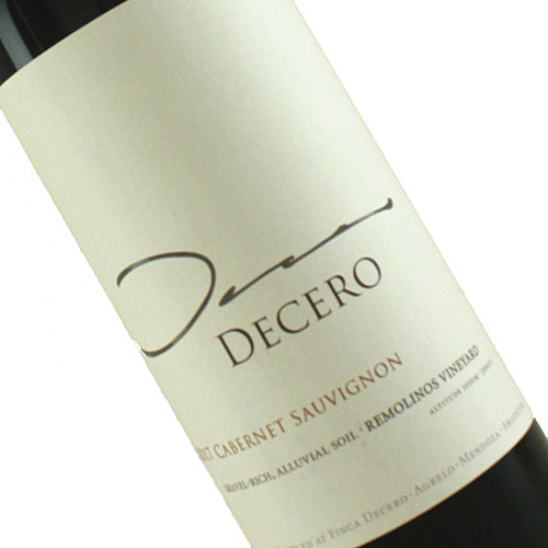 Decero 2017 Cabernet Sauvignon Remolinos Vineyard Mendoza, Argentina Decero 2017 Cabernet Sauvignon Remolinos Vineyard Mendoza, Argentina
