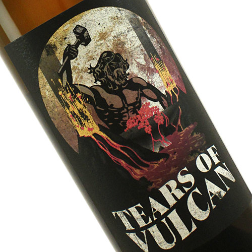 Day Wines 2019 "Tears of Vulcan" Orange Wine, Dundee Oregon Day Wines 2019 "Tears of Vulcan" Orange Wine, Dundee Oregon
