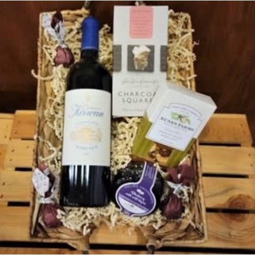 Chateau Kirwan Margaux Single Bottle Gift Basket Chateau Kirwan Margaux Single Bottle Gift Basket