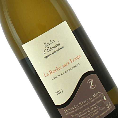 Jardin d'Edouard La Roche aux Loups 2017 Muscadet Sevre -et- Maine, France Jardin d'Edouard La Roche aux Loups 2017 Muscadet Sevre -et- Maine, France